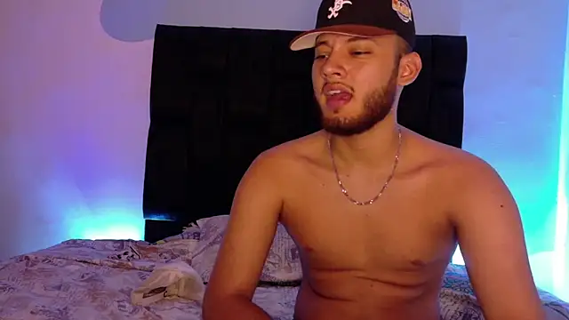 Sebolaz333 – Naživo XXX chat