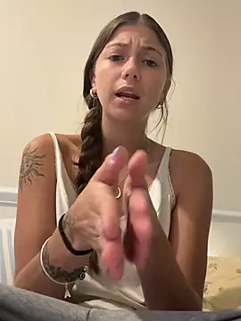 emilycoco Show in webcam