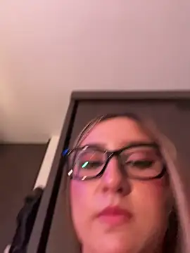 MoraInFire – Naživo XXX chat