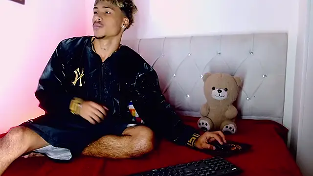 Angel_foxc13 – Naživo XXX chat