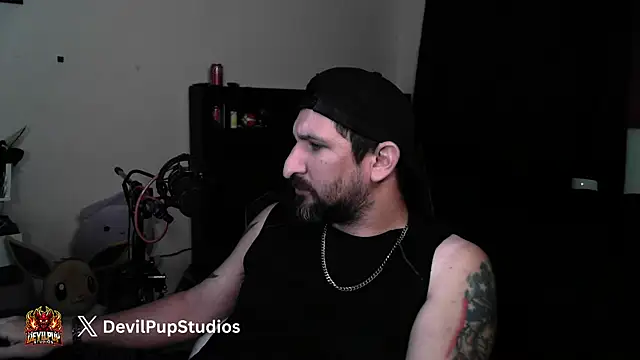 DevilPup75_ লাইভ XXX চ্যাট