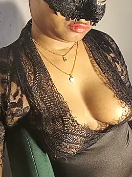 DIRTYSECRET_QUEEN_07 XXX чат на живо