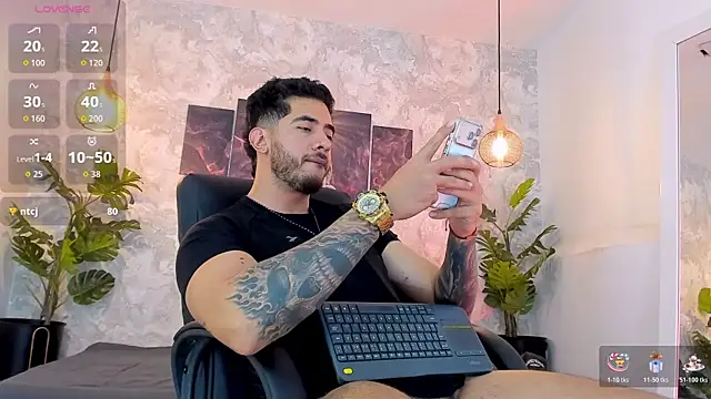 Nate_franco Adlı Modelin Canlı XXX Sohbeti