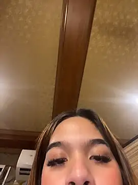 hugecock_cali Adlı Modelin Canlı XXX Sohbeti