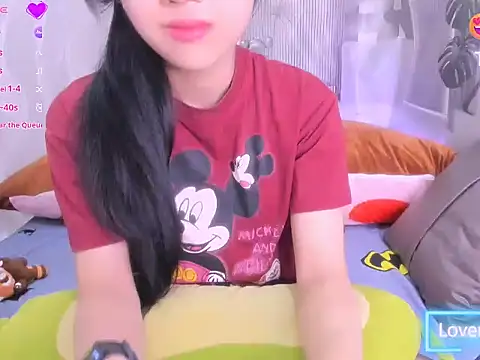 julialy_'s Live XXX Chat