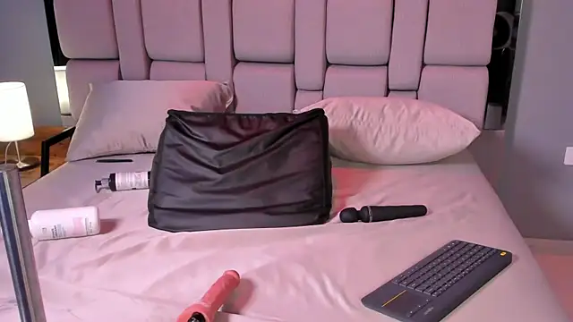 Belanny Adlı Modelin Canlı XXX Sohbeti