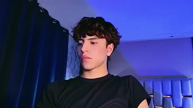 دردشة Michaell_Peters الجنسية المباشرة