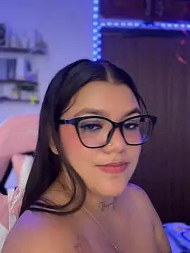 michellesexxxy3 现场XXX聊天