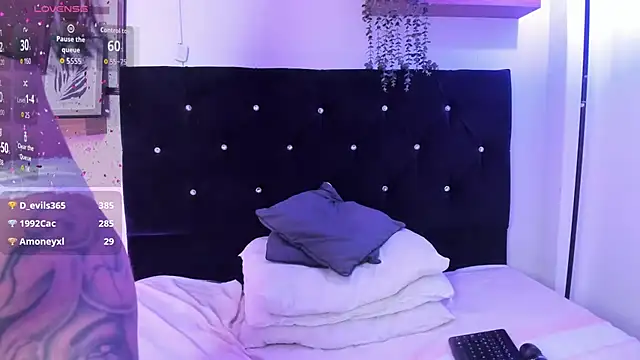 Živý XXX chat GabiHills