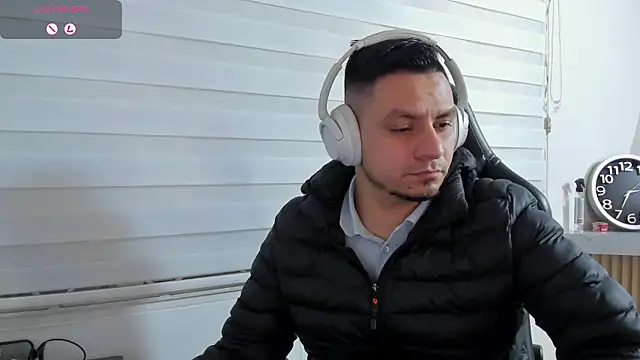 Онлайн чат XXX Rick_Adams