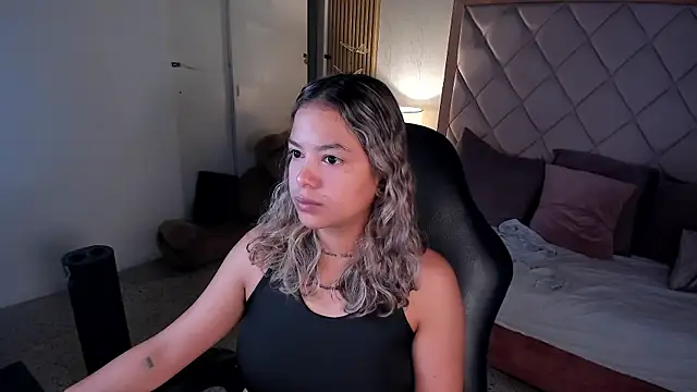 dulce_lyraa1 live XXX chat