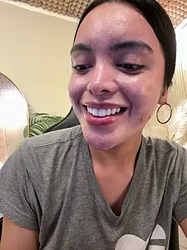 TS-SimplyTheBest Live XXX-Chat