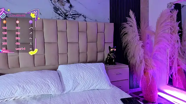 XXX chat uživo modela AmbarDupont_