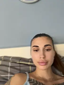 Charming_Ritta XXX чат на живо