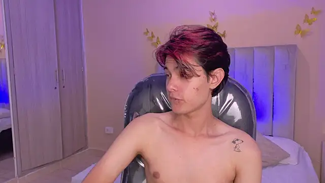 Chat XXX ao vivo de Derek_Sinn