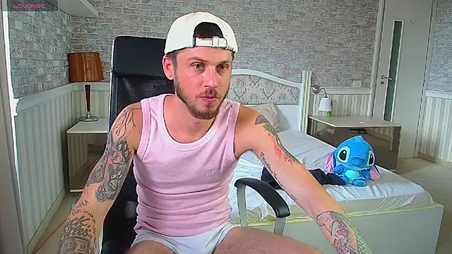 JonahShaw Live XXX-chat