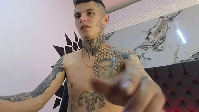 Paulo_527 Chat XXX in diretta