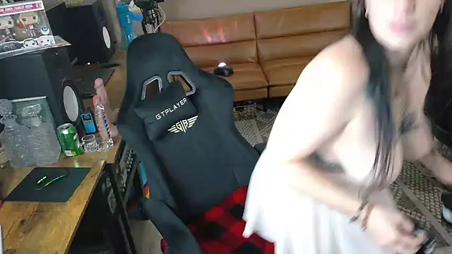 mavismable Chat XXX in diretta