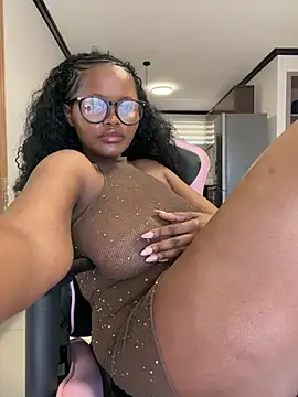 Chat +18 de Neelo-Smith ao vivo