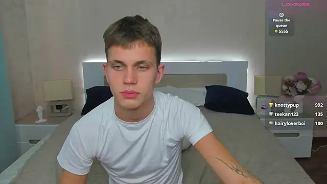 Chatroom XXX en direct de m0neyken