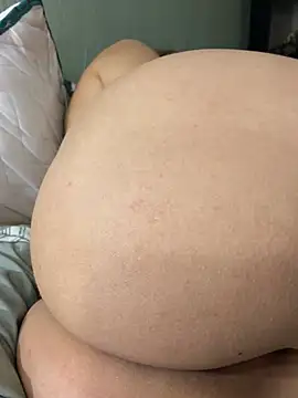 XXX chat uživo modela carolina31paris1