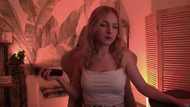 ViolaMore's Live XXX Chat