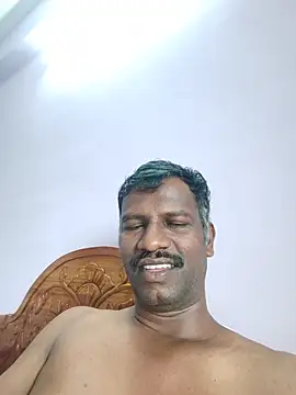 Chat XXX en directo de Paramkeerthi