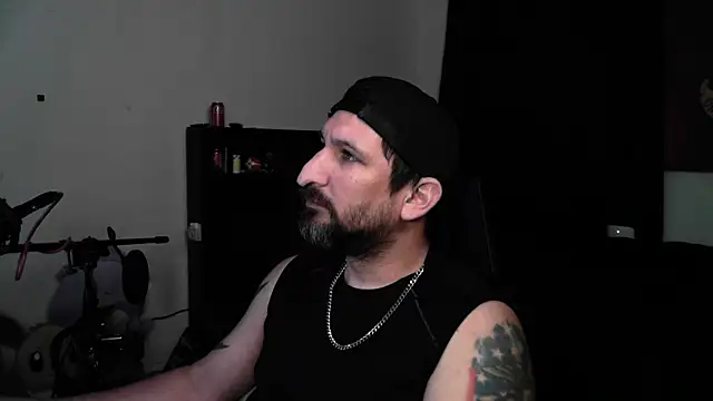 DevilPup75_'s Live XXX Chat