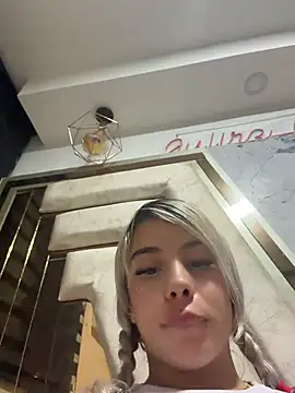 Chat XXX ao vivo de YouCandiSumisa