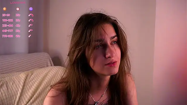 Chat XXX en directo de ClarineCasebolt