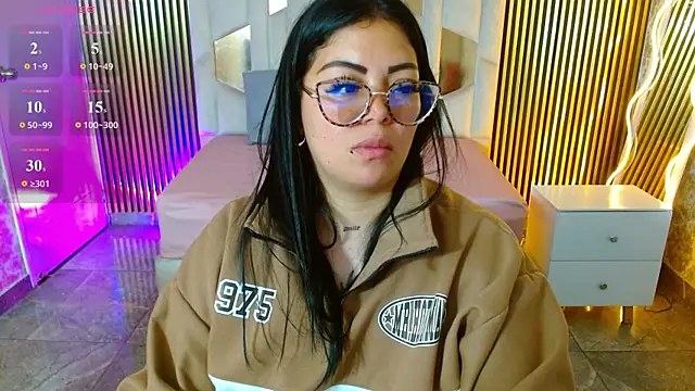 XXX chat uživo modela martinna_tay