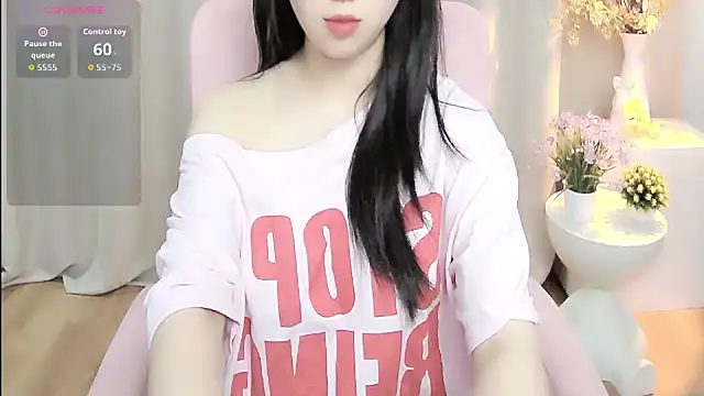 shynana 现场XXX聊天