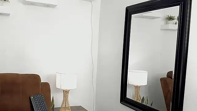 XXX chat uživo modela Chirs_Arthus