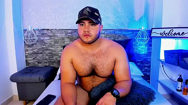 apolorusso Chat XXX live