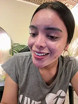 TS-SimplyTheBest Chat XXX live