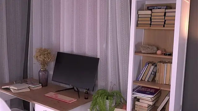 DannaChalk Adlı Modelin Canlı XXX Sohbeti