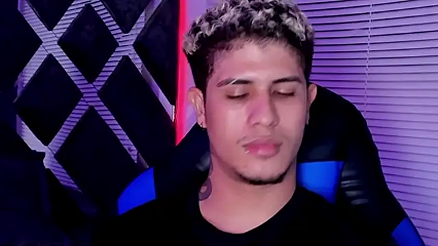 Chat XXX Live dominic_connor
