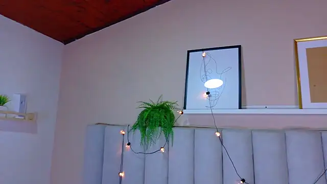 StarrMoon__ XXX чат на живо