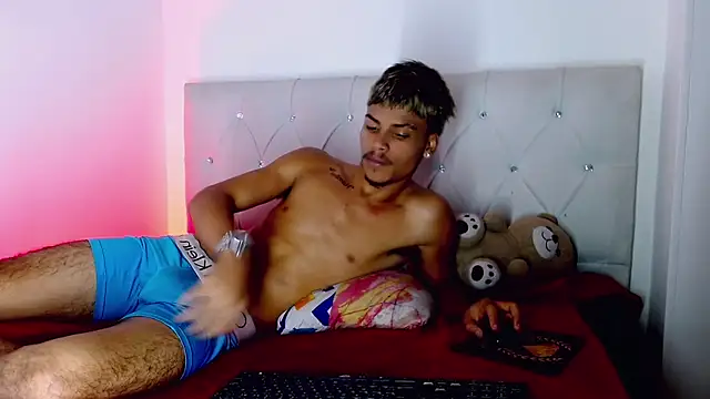 دردشة Angel_foxc13 الجنسية المباشرة