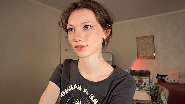 XXX chat uživo modela MiaPimmy