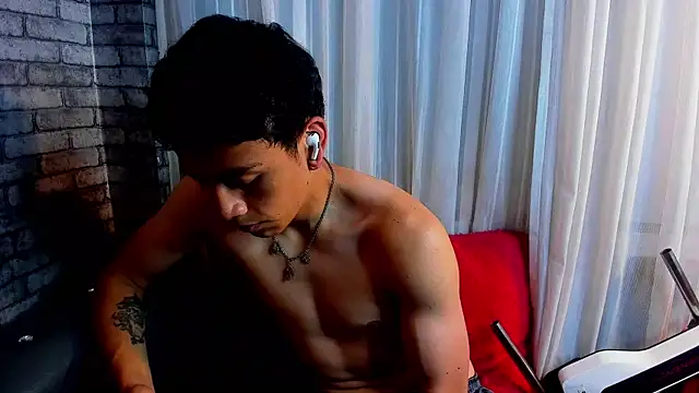 Mike_red Live XXX-chat
