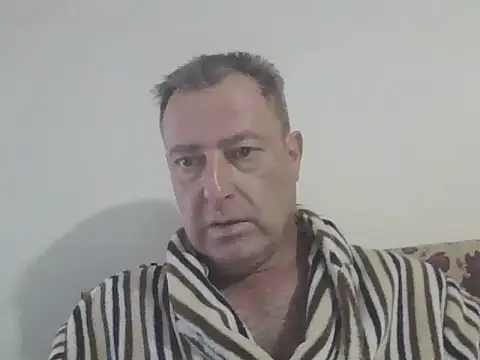 chris7706 Live XXX-chat