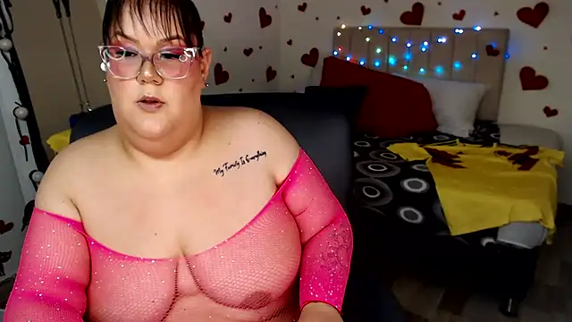GiannaMorrys' Live XXX Chat