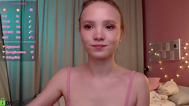 Adria_Arjona's Live XXX Chat