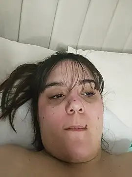 Chat XXX en directo de its_lauu_