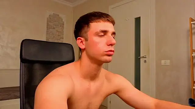 Chat +18 de KellenWest ao vivo