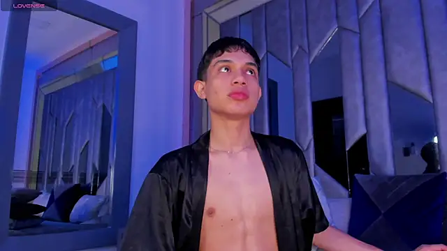 Sebax_Young webcam show