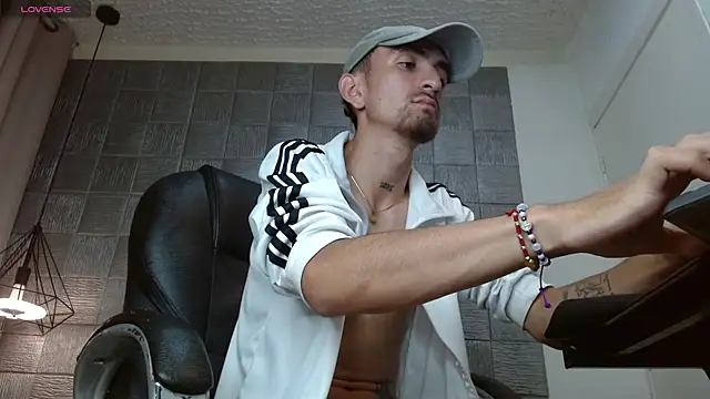Chat XXX en directo de MykeCastle