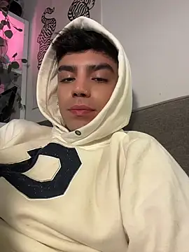 Онлайн чат XXX aronnhidden