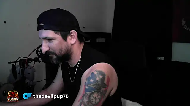 DevilPup75_ Live XXX-chat